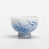 Pintado à mão azul e branco bambu cerâmica estilo flor Master Cup com azul Underglaze Color Home Light Luxury Tea Xícara única Kung Fu Tea Cup