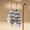 Pendientes de Gancho Metálicos Europeos y Americanos Transfronterizos con Borla de Pétalo Hueco, Pendientes de Moda con Personalidad Elegante de Gama Alta de Nicho Vintage