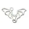 Set Mixto de 20 Colgantes Brillantes Plateados para Manualidades de Halloween con Forma de Fantasma Curioso, Telaraña y Murciélago para Pulseras, Collares y Accesorios de Joyería