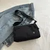 Bolso Pequeño Ligero Estilo Coreano para Mujer Nueva Moda Primavera 2026 Bolso Pequeño de un Solo Hombro para Viajes y Uso Diario Bolso Cruzado de Color Sólido