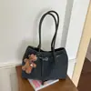 Bolso de Hombro Retro de Gamuza para Mujer 2026 Otoño Nueva Moda Nicho para Viajes Diarios Bolso Debajo del Brazo Bolso de Hombro de Gran Capacidad