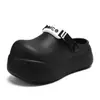 Mocasines populares de talla grande para mujer, con suela gruesa, correas ajustables y diseño sin cordones, adecuados tanto para interiores como para exteriores.