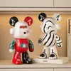 Cofrinho de Urso Violento Pintado à Mão Ornamento Decoração de Móvel de TV para Casa Moderno de Luxo Leve Fornecimento Direto da Fábrica