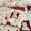 Cobertor de cama de veludo de leite de alto peso com aplique de desenho animado bordado, conjunto de quatro peças, capa de edredom de veludo coral quente de inverno, conjunto de três peças para crianças