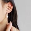 Pendientes de perlas vintage para mujer, de nicho, de alta gama, sencillos, ligeros, de lujo, elegantes, combinables, producto nuevo de 2025.
