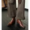 Botas femininas de tornozelo estilo Brogue Britânico 2026, sapatos de outono, salto grosso, confortáveis para os pés, salto alto, elástico e afunilado