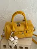 Bolso de mano casual de moda nuevo para principios de otoño de 2026, Boston de alta estética para el trabajo, bolso de hombro y cruzado
