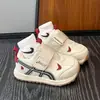 Zapatos Deportivos para Niños Modelo Nuevo Primavera 2026, Suela Suave, Cómodos, Duraderos, Versátiles Zapatos Casuales para Estudiantes, Zapatos para Deporte y Correr