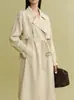 Trench coat de lapela dupla off-white para mulheres, novo estilo primavera e outono 2026, casaco de comprimento médio de alta qualidade, top elegante