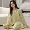 Pijama para Mujer 2025 Nuevo Invierno Engrosado de Alta Gama Sandwich de Algodón de Aire Manga Larga Ropa de Casa Súper Popular Que Se Puede Usar Afuera