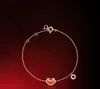 Pulseira Vintage Kirin Cabaça Cinco Flores com Joias de Ágata Vermelha Natural, Madrepérola Branca Incrustada com Diamantes, Estilo de Luxo Leve de Nicho