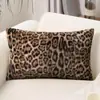 Almohada Lumbar de Peluche con Estampado de Leopardo Cojín Rectangular Retro de Lujo Ligero para Sofá Cojín de Cama Soporte de Cintura para Cama Stock de Fábrica