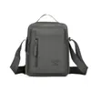 2026 Nova Exclusiva Fashionável Tendência Versátil Masculina Bolsa de Mão Ombro Simples Grande Capacidade Casual Transversal