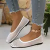 Verão 2026 Novo Comércio Exterior Plus Size Feminino Casual Confortável Bico Fino Vazado Moda Roupa Exterior Sandálias Tamanho Único