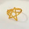 Anillo de estrella de mar de acero inoxidable europeo y americano, no se decolora, anillo abierto de estrella de cinco puntas, lujo ligero con un toque de alta gama, anillo abierto de estrella y luna