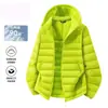 Chamarra acolchada acanalada estilo Luotuo para mujer, Invierno 2026, Chaqueta ligera y cálida acolchada de algodón con capucha, 90% plumón de pato, Abrigo de plumón para hombre