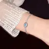 Pulsera Lakeside Glow-Light para Mujer Lujo Ligero Nicho Exquisito Alto Valor Pulsera para Novia Diseño de Alto Nivel para Novia