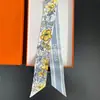 Pañuelo de Seda Twill de Hangzhou Pequeño Largo Nueva Letra Moda Combinable Banda para el Cabello Pañuelo Estilo Occidental Decorativo Combinación Camisa