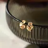 Brincos Prata Design Criativo Personalizado de Alta Qualidade, Brincos Elegantes, Brincos Atmosféricos para o Dia a Dia, Novo Estilo Quente para Mulheres em 2025