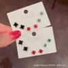 Moda luxo leve versátil requintado pequeno conjunto de brincos de tarraxa populares no TikTok celebridade online brincos de trevo brincos