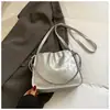 Bolso pequeño de cadena de moda estilo coreano para mujer, nuevo modelo primavera 2026, bolso cuadrado pequeño plisado con forma de nube, bolso cruzado de nicho