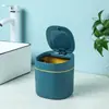 Papelera de Escritorio con Tapa Linda Mini Creativa Hogar Oficina Escritorio Mesita de Noche Dormitorio Sala de Estar Basura Basura Artículos Varios