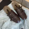 Temperamento Retrô Pelo de Coelho Estilo Britânico Bico Brogue Esculpido Chinelos de Algodão Feminino 2026 Novo Outono Inverno Mules