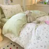 Juego de ropa de cama de tres piezas de algodón para dormitorio estudiantil de cama individual, funda de edredón de algodón puro con diseño de dibujos animados, sábana plana y sábana bajera, nuevo modelo 2026