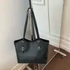 Bolsa Tote Tecida Simples Transfronteiriça 2026 para Mulheres, Bolsa de Ombro Casual de Grande Capacidade, Bolsa de Mão para o Trabalho