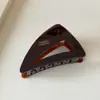 Pequeno prendedor de garra para cabelos finos, elegante presilha triangular para cabelo para mulheres, grampo para semi-preso de cabelo curto, presilha tubarão, novo modelo 2026