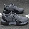 Suministro transfronterizo zapatos de hombre, zapatillas deportivas para correr al aire libre, zapatos casuales de suela gruesa para otoño, zapatillas 'dad shoes' de moda para hombres y adolescentes