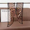Elegante Bufanda Larga y Fluida con Estampado de Leopardo de Gama Alta, Estilo Lujo Ligero, Decoración de Atuendo para Mujer, Bufanda de Georgette de Seda Artificial