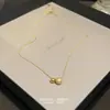 Joyería de Acero de Titanio para Mujer Cadena para el Cuello Dulce de Gama Alta Nicho Cadena para la Clavícula Temperamento Colgante de Celebridad de Internet Collar de Bolita de Oro Pequeña