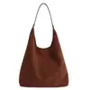 Bolsa de Ombro Retro Fosca Macia para Axila Feminina 2025 Início do Outono Popular Grande Capacidade de Alta Qualidade para o Dia a Dia