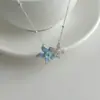 Collar con Colgante de Flor de Esmalte y Circonita Cúbica Brillante Diseño de Nicho Cadena para Clavícula Exquisito Lujo Ligero Sensación de Alta Gama Collar para Mujer