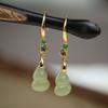 S925 prata incrustada Hetian jade gourd novo chinês elegante temperamento jade brincos vintage brincos banhados a ouro