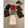 Té verde limón otoño e invierno estilo coreano suave y versátil capa interior cepillada ajustada con copas integradas y escote cuadrado