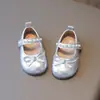 Zapatos de Princesa para Niñas 2026 Primavera y Otoño Nuevos Zapatos de Cuero para Niños Pequeños, Zapatos Planos de Perla con Suela Suave
