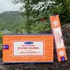 Madeira Dourada para Incenso Staya Sai Baba, Incenso em Palito de Bambu, Fragrância Floral, Incenso do Tibete, Incenso em Palito Fresco, 15g, 50 Tipos Disponíveis