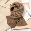 Bufanda de punto trenzado gruesa y suave estilo japonés, linda, para mujer, otoño e invierno, cálida, versátil, para estudiantes, parejas, bufanda de lana