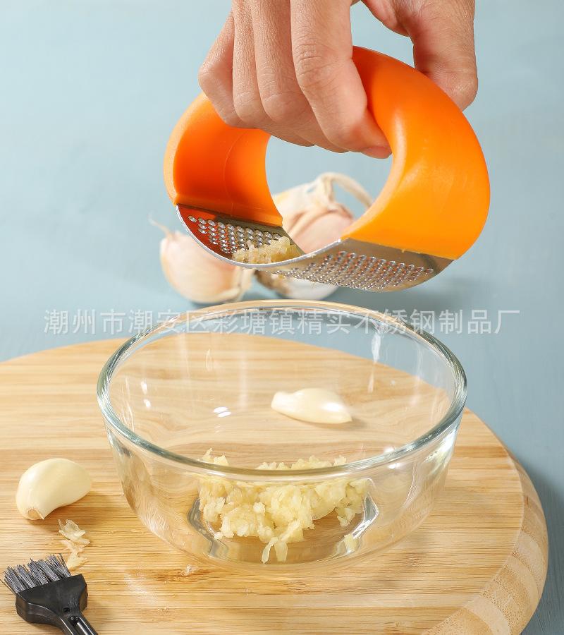 CJ-JJ-YSQ滚压式压蒜器13.jpg