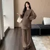 Nueva colección otoño/invierno 2026: conjunto de punto de maternidad con mangas murciélago y falda de retazos, estilo coreano, corte relajado y holgado