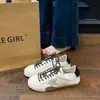 Sapatos casuais esportivos, sapatos desgastados com estampa de estrela, tênis de treino alemães, tênis, sapatos retrô femininos com plataforma, blocos de cor, couro sintético, estilo coreano, preto
