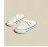 Meias Pantufas Fechadas com Plataforma para Aumentar Altura para Mulheres, Novos Sapatos Brancos de Verão com Design Vazado Respirável, Tênis Casuais Versáteis de Calçar