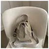 Nova bolsa de tecido leve na cor creme para garrafa de água, bolsa de ombro casual com cordão, bolsa transversal, bolsa simples e estilosa para garrafa de água e celular para mulheres