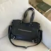 Bolso Retro para Mujer de Gran Capacidad 2025 Nuevo Otoño e Invierno Bolso Cruzado Casual Diseño de Nicho Bolso Tote de Hombro Único para Viajar