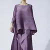 Conjunto de Top Pleats Miyake 2025 Nuevo de Alta Gama con Pantalones de Pierna Ancha con Diseño Asimétrico para un Look Adelgazante y Artístico
