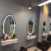 Espejo de barbero espejo de peluquería cuidado de la belleza espejo de tienda de peluquería mesa espejo de barbería dedicado a salón de peluquería moda en línea led