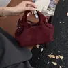 Bolsa de camurça da moda para mulheres, novo modelo 2026, bolsa transversal versátil para o dia a dia, bolsa de mão vintage de alta qualidade, bolsa tote pequena