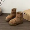 Botas de Cowboy Western Retrô com Solas Grossas, Botas Estilo Britânico Martin para Mulheres, Modelo Novo de Cano Curto 2026, Botas de Cano Curto que Aumentam a Altura Super Populares